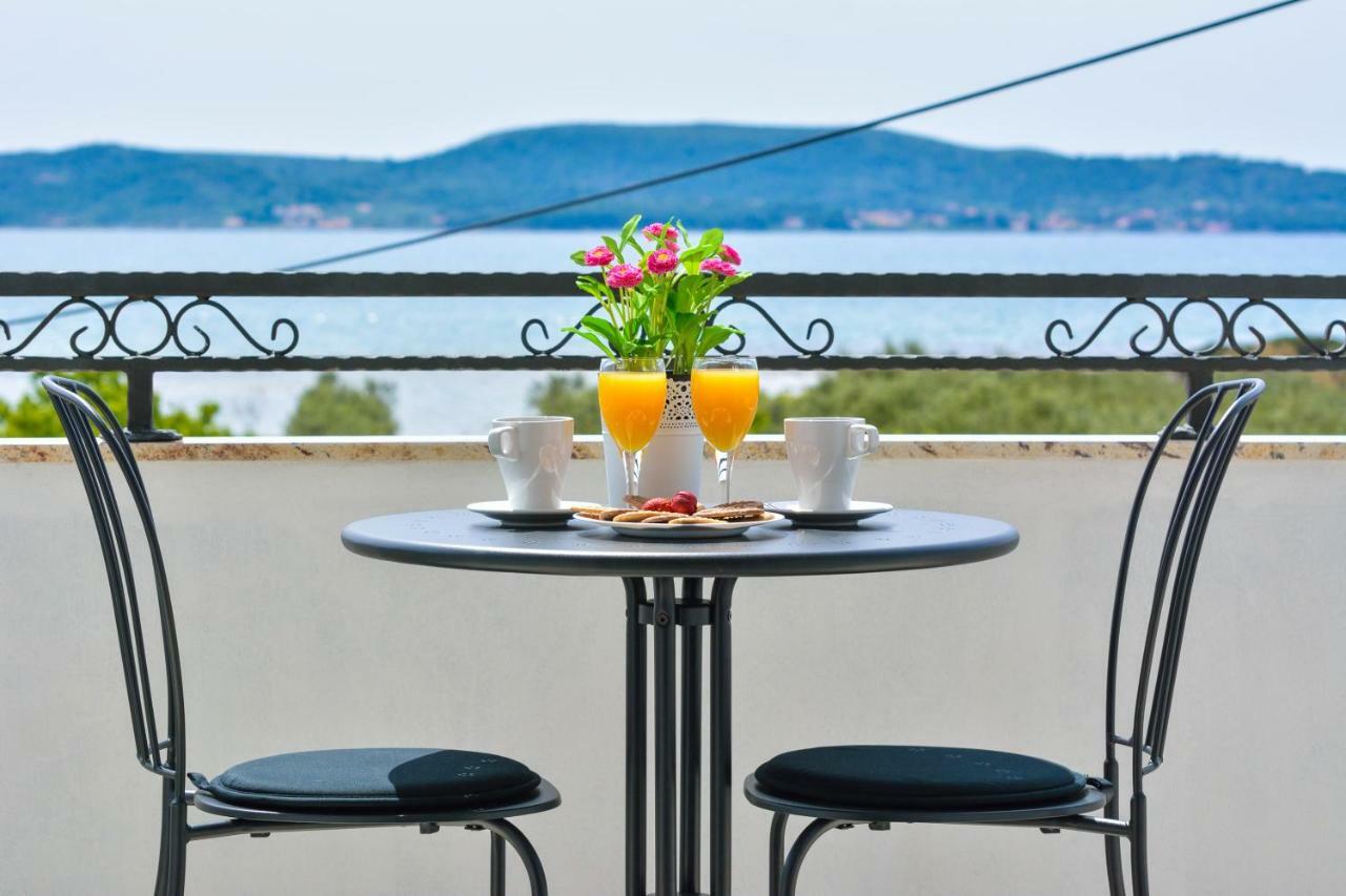 Apartments Feel Good Sukošan Zewnętrze zdjęcie