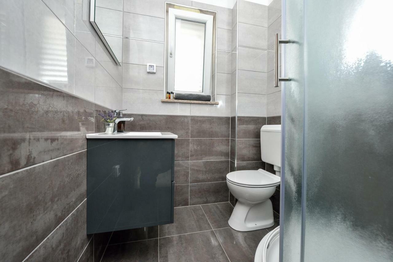Apartments Feel Good Sukošan Zewnętrze zdjęcie